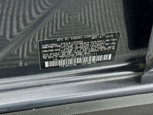 Used 2023 Subaru Crosstrek 2.0i Premium AWD/4WD image 12