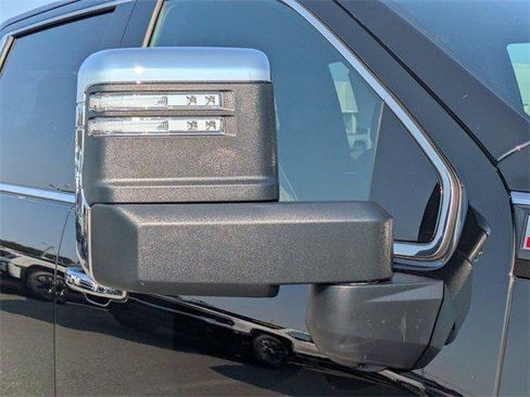 New 2026 GMC Sierra 2500 Denali w/ Denali Reserve Package image 12