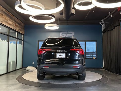 Used 2019 GMC Acadia SLT w/ Black Edition AWD/4WD image 4