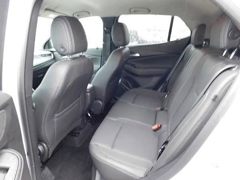 Used 2025 Buick Encore GX Preferred image 8