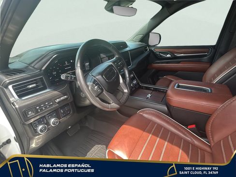 Used 2023 GMC Yukon Denali Ultimate AWD/4WD image 13