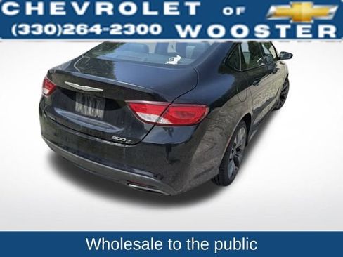 Used 2015 Chrysler 200 S image 5