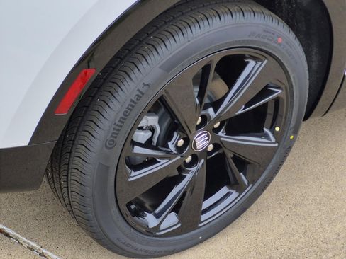 New 2026 Buick Envision Sport Touring image 5