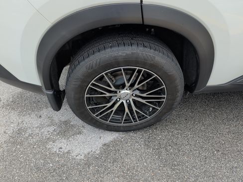 Used 2021 Nissan Rogue S FWD image 19