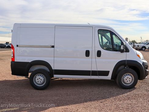 New 2025 RAM ProMaster 1500 w/ Convenience Group FWD image 6
