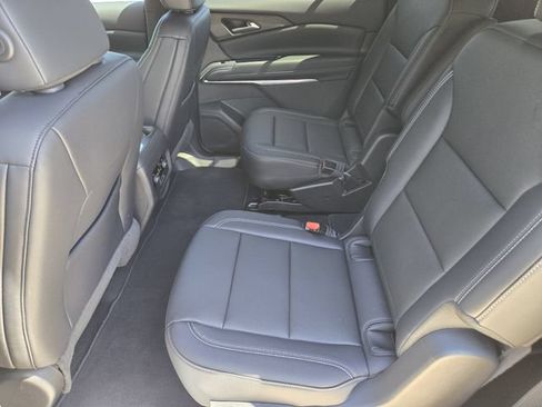New 2026 Chevrolet Traverse LT w/ Driver Confidence Package FWD image 21
