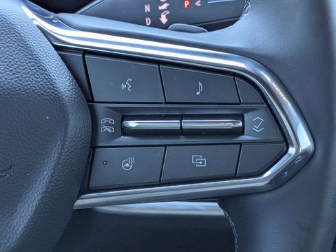 Used 2026 Chevrolet Equinox LT image 25