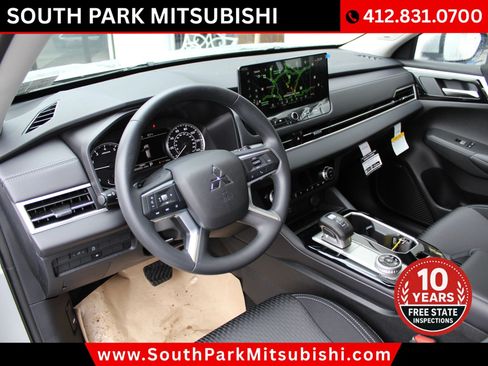 New 2026 Mitsubishi Outlander ES AWD/4WD image 11