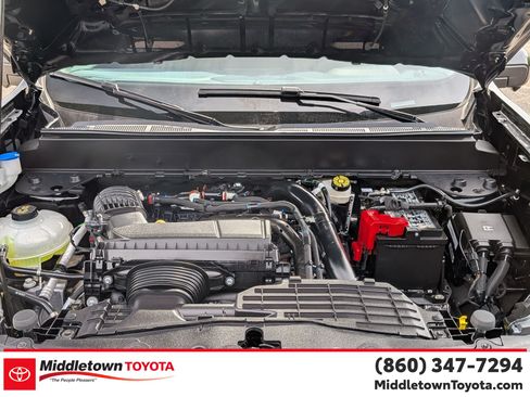 Used 2025 Ford Maverick Lariat w/ 4K Tow Package AWD/4WD image 39