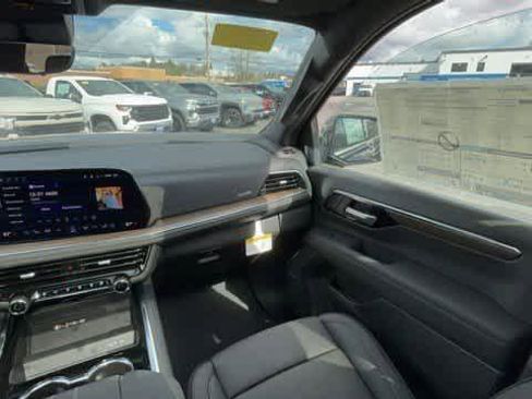 New 2026 Chevrolet Suburban High Country AWD/4WD image 26