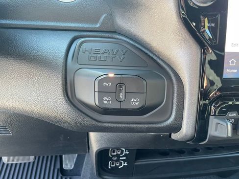 New 2026 RAM 2500 Tradesman AWD/4WD image 17