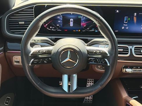 Used 2024 Mercedes-Benz GLS 450 4MATIC image 13