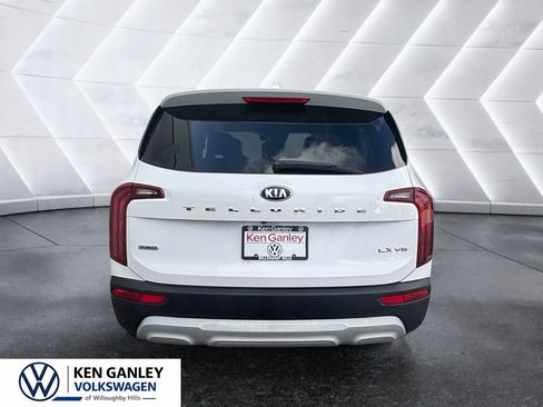 Used 2021 Kia Telluride LX AWD/4WD image 3