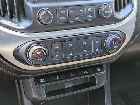 Used 2017 GMC Canyon SLE w/ SLE Convenience Package AWD/4WD image 24