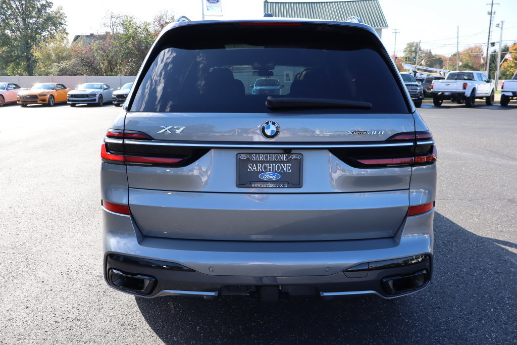 Used 2023 BMW X7 xDrive40i w/ M Sport Package AWD/4WD image 18