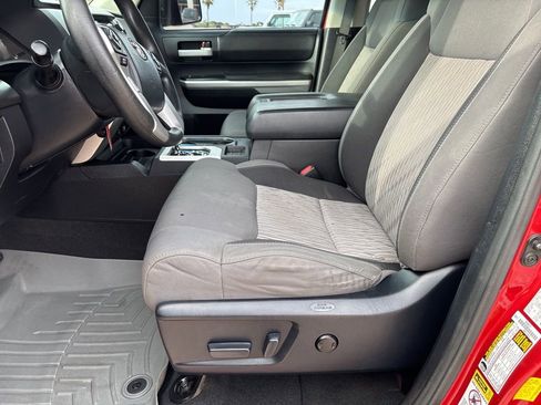 Used 2014 Toyota Tundra SR5 w/ SR5 Upgrade Package AWD/4WD image 15