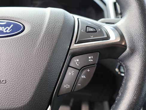 Used 2023 Ford Edge SEL image 34