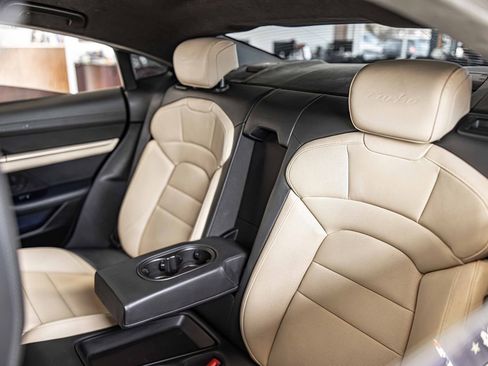 Used 2020 Porsche Taycan Turbo image 33