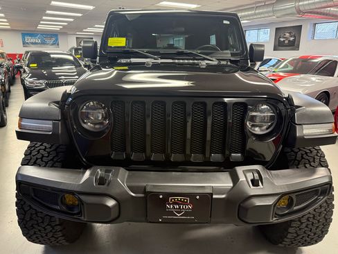 Used 2022 Jeep Wrangler Unlimited Sport image 2