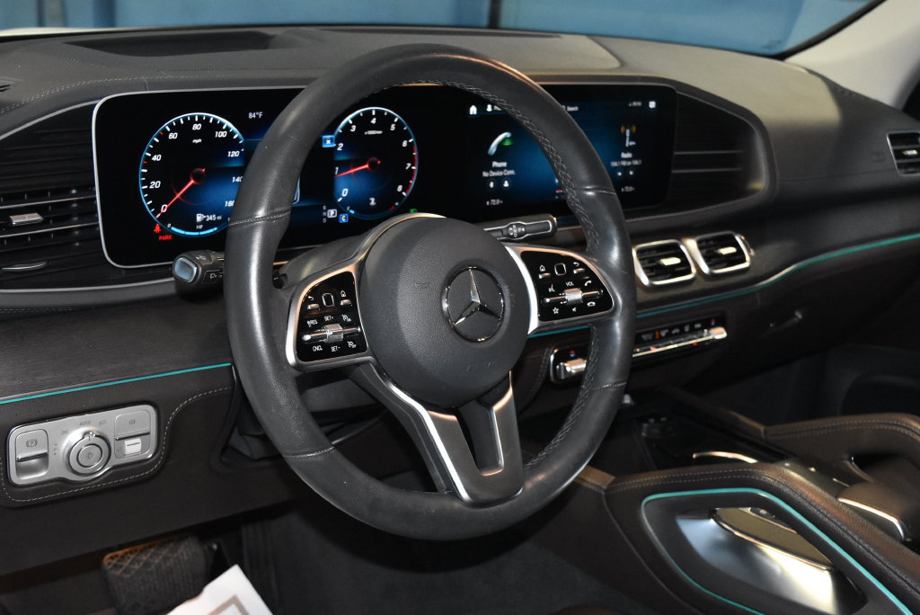 Used 2020 Mercedes-Benz GLE 350 4MATIC image 2