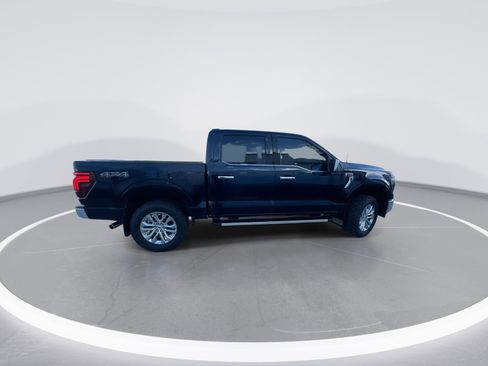 Used 2025 Ford F150 Lariat w/ Equipment Group 501A Mid image 9