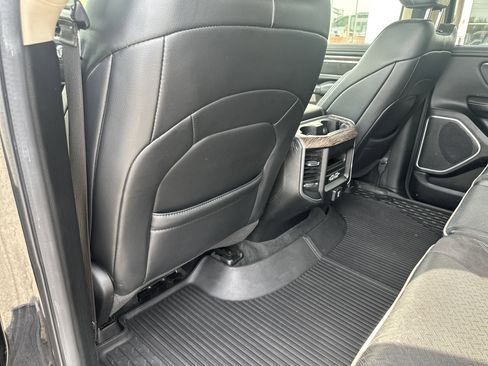 Used 2020 RAM 1500 Laramie AWD/4WD image 20