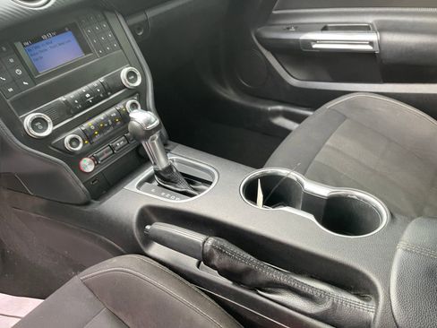 Used 2019 Ford Mustang Convertible w/ Black Accent Package image 18