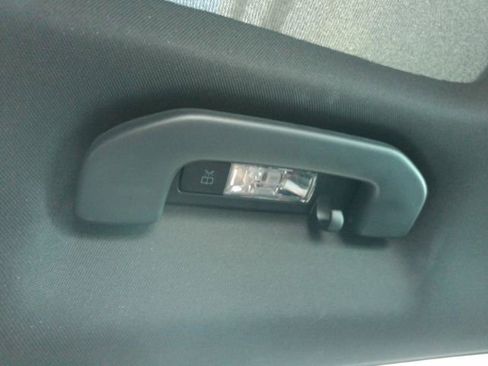 Used 2023 Mercedes-Benz EQB 300 4MATIC w/ Pinnacle Package image 29