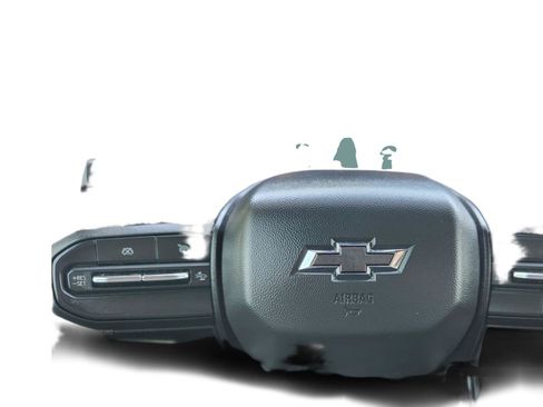 Used 2024 Chevrolet Colorado Trail Boss w/ Technology Package AWD/4WD image 7