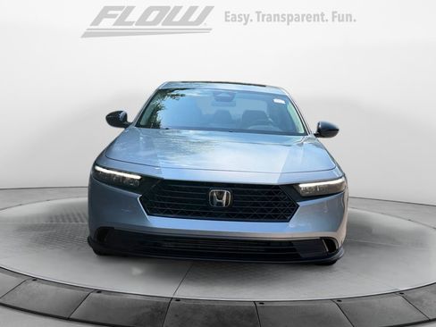 Certified 2025 Honda Accord SE image 2