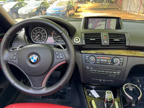 Used 2012 BMW 135i Convertible RWD image 16