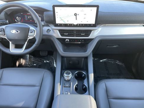 New 2026 Ford Explorer Active w/ Active Comfort Package image 15