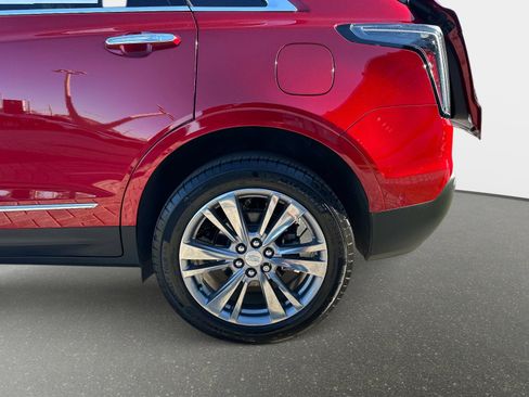 Used 2024 Cadillac XT5 Premium Luxury w/ Platinum Package image 11