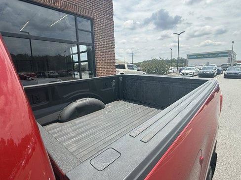 Used 2022 Ford F150 Lariat w/ Equipment Group 502A High AWD/4WD image 13