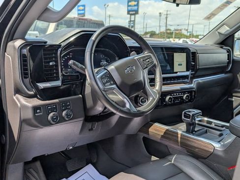 Certified 2024 Chevrolet Silverado 1500 RST AWD/4WD image 4