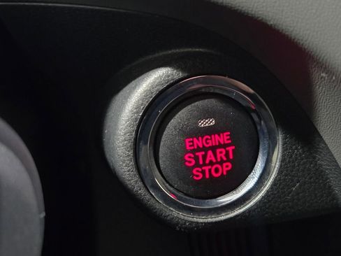 Used 2024 Subaru Crosstrek 2.0i Premium image 7