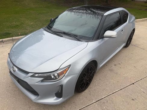 Used 2014 Scion tC 10 Series FWD image 3