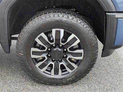 New 2026 GMC Sierra 2500 Denali Ultimate w/ Max Trailering Package image 11