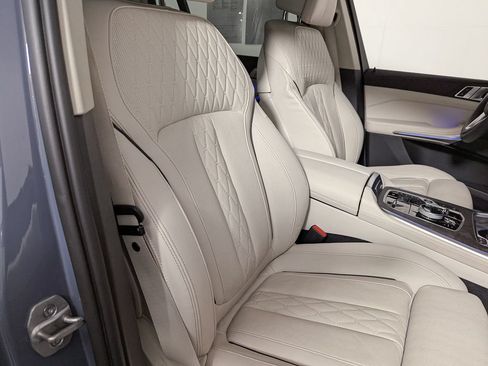 Used 2024 BMW X7 xDrive40i w/ Executive Package AWD/4WD image 33
