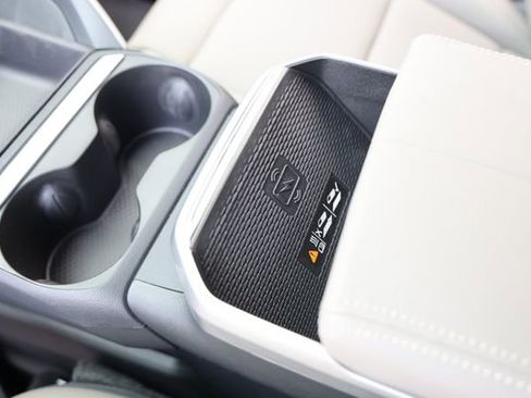 New 2026 GMC Terrain Elevation w/ Elevation Premium Package FWD image 23