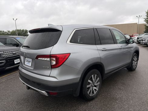 Used 2019 Honda Pilot EX image 2