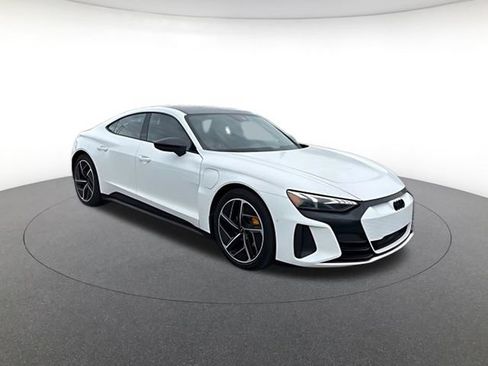 Used 2023 Audi RS e-tron GT w/ Carbon Performance Package AWD/4WD image 1