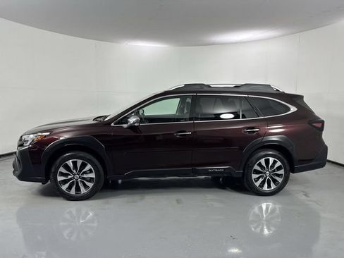Used 2024 Subaru Outback Touring AWD/4WD image 30