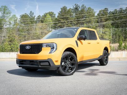 New 2026 Ford Maverick Lariat w/ Black Appearance Package