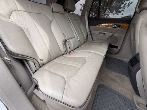 Used 2014 Lincoln MKX FWD image 15