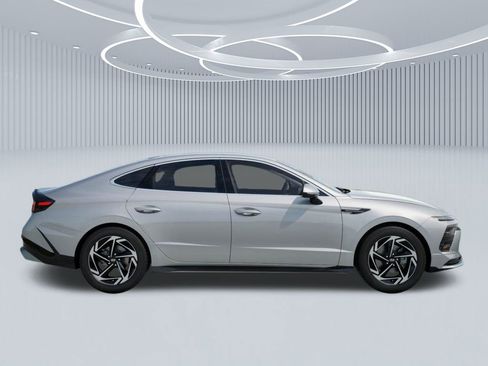 New 2026 Hyundai Sonata SEL FWD image 7