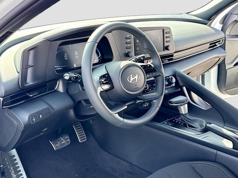 New 2026 Hyundai Elantra Sport FWD image 4