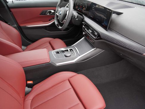 Used 2025 BMW 330i Sedan RWD image 10