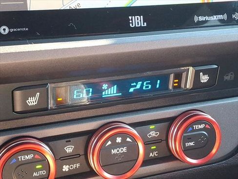 Certified 2020 Toyota Tacoma TRD Sport w/ TRD Premium Sport Package AWD/4WD image 21