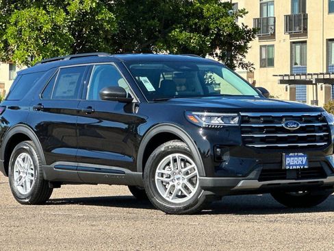 New 2026 Ford Explorer Active w/ Active Comfort Package image 1